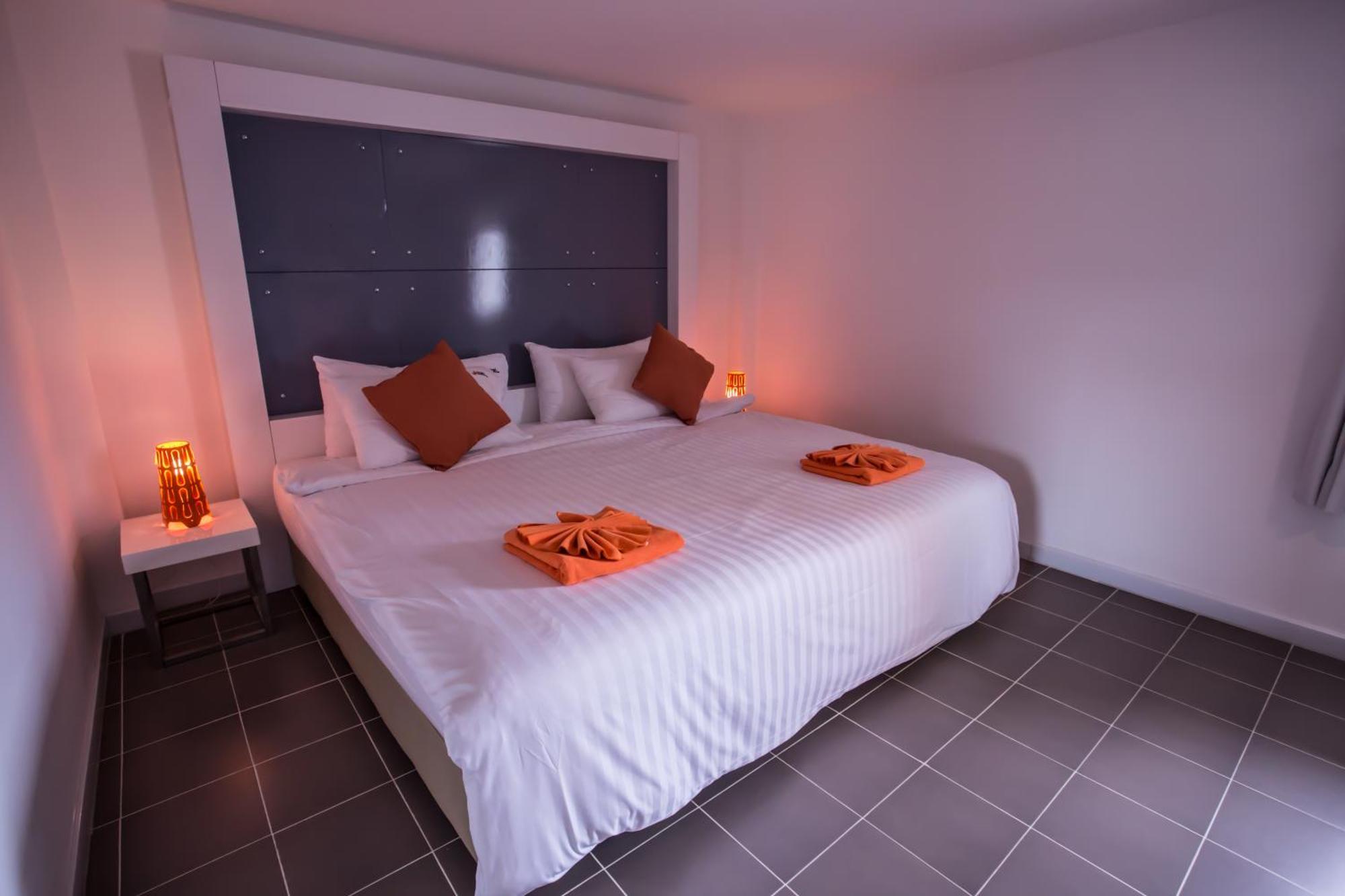 The Original Orange Hotel Накхонситхаммарат Номер фото